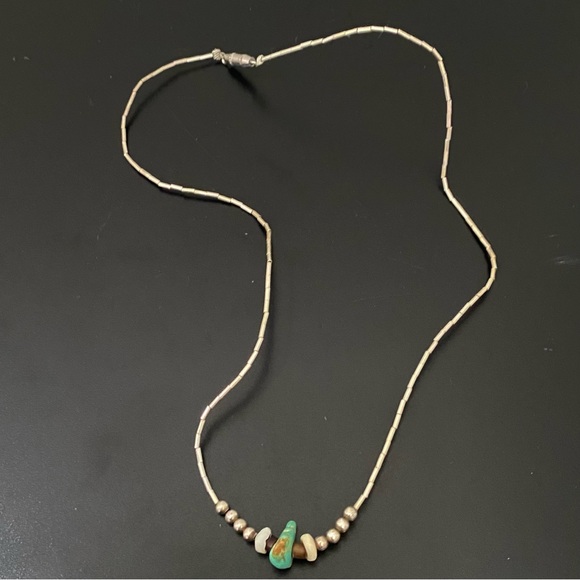 Vintage Unsigned Southwestern Silver & Turquoise Tube Beads 15” Necklace 4g - Picture 4 of 11